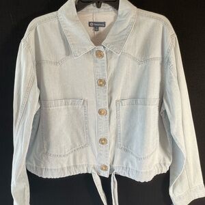 Democracy Lightweight Blue Jean Jacket. Large. NWT.